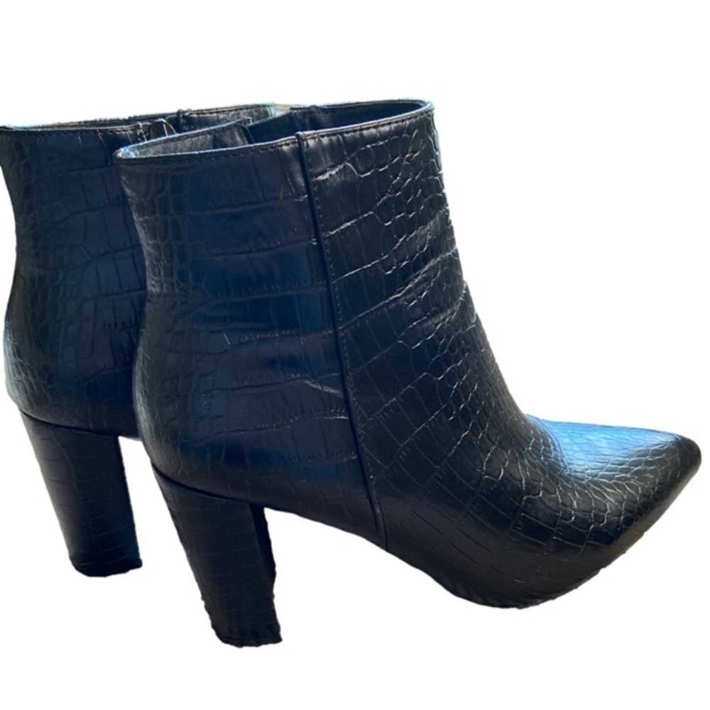 New Dream Pairs boots